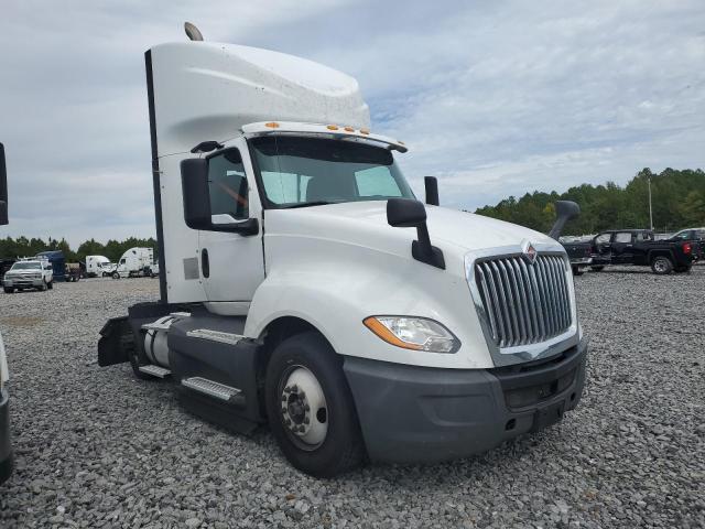 Global Auto Auctions: 2019 INTERNATIONAL LT625