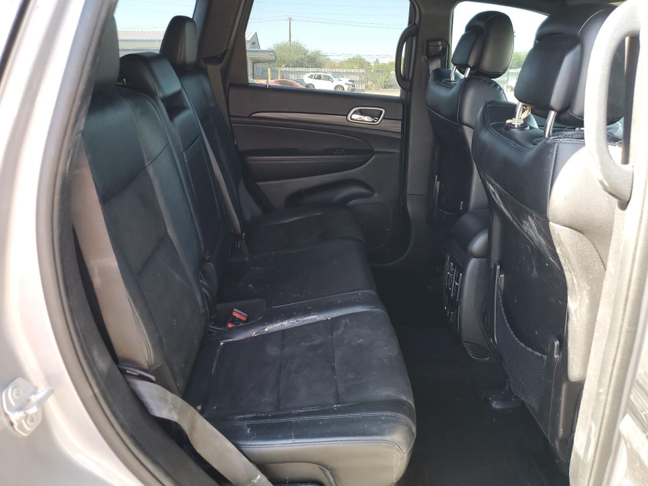 JEEP GRAND CHEROKEE LAREDO