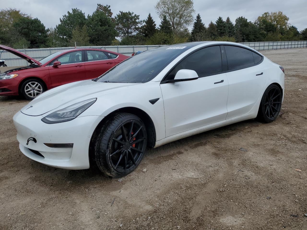 TESLA MODEL 3