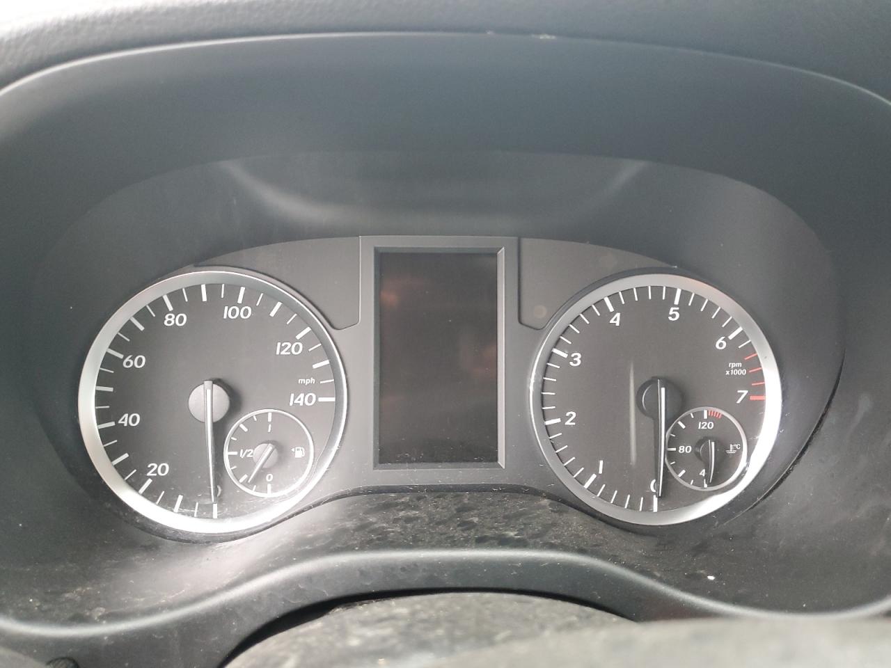 MERCEDES-BENZ METRIS