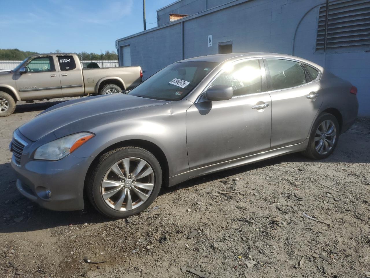 INFINITI M37 X