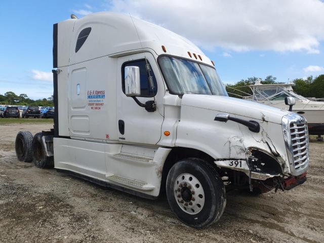 Global Auto Auctions: 2015 FREIGHTLINER CASCADIA