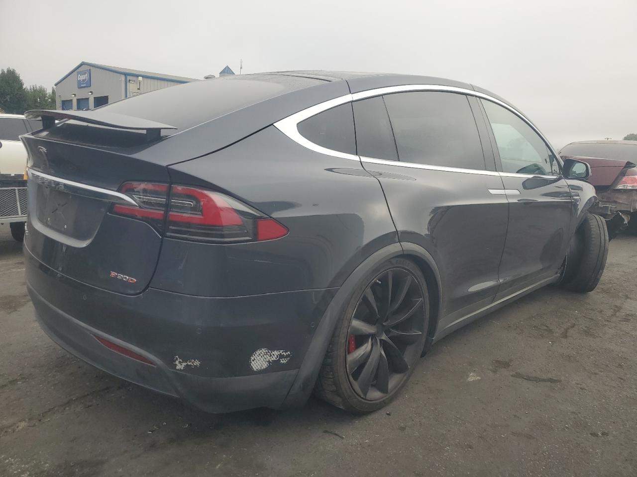 TESLA MODEL X