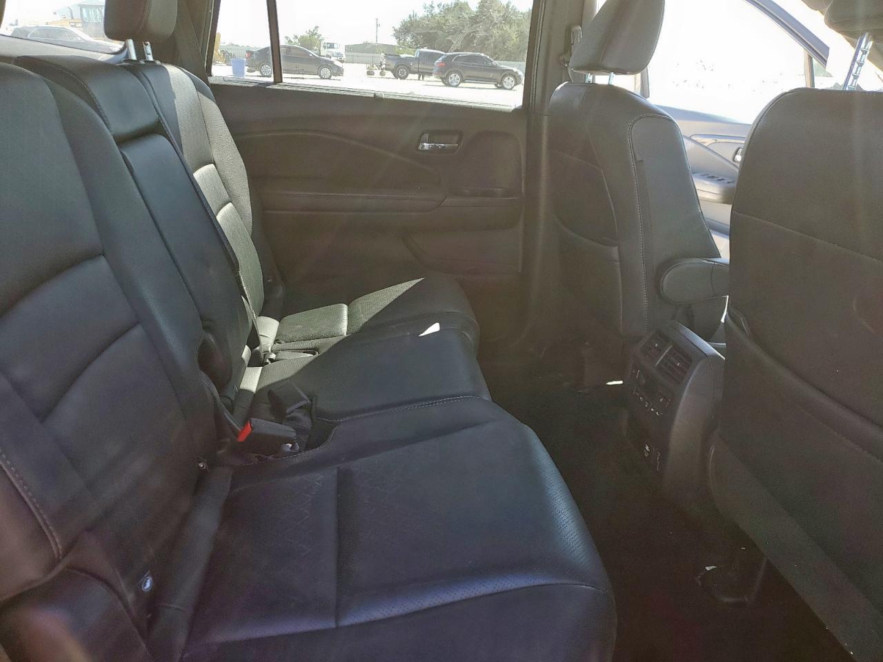 HONDA PASSPORT ELITE