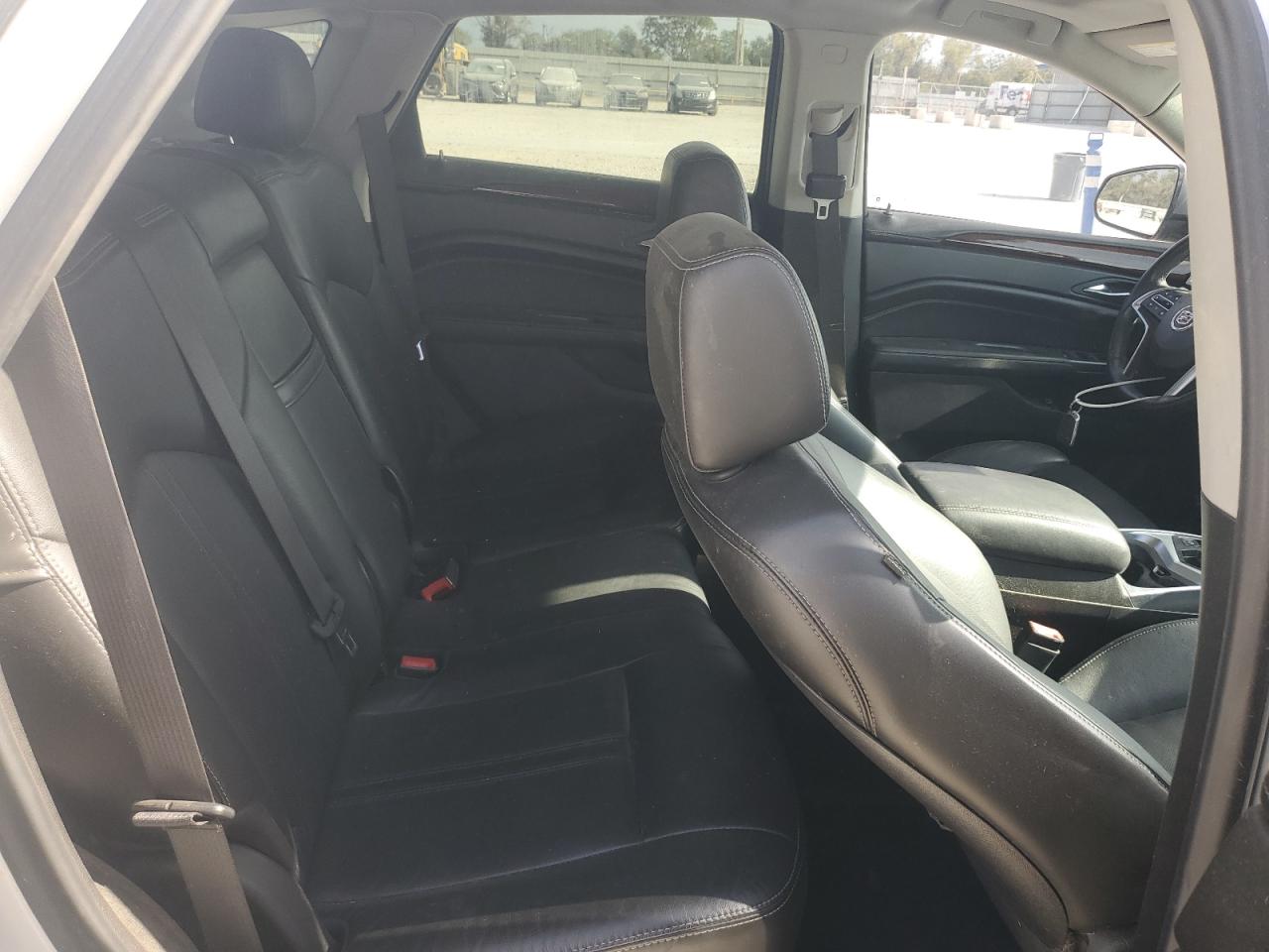 CADILLAC SRX LUXURY COLLECTION