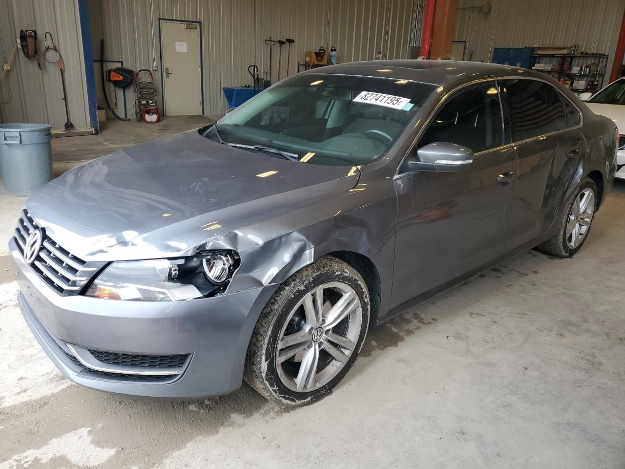 VOLKSWAGEN PASSAT SE
