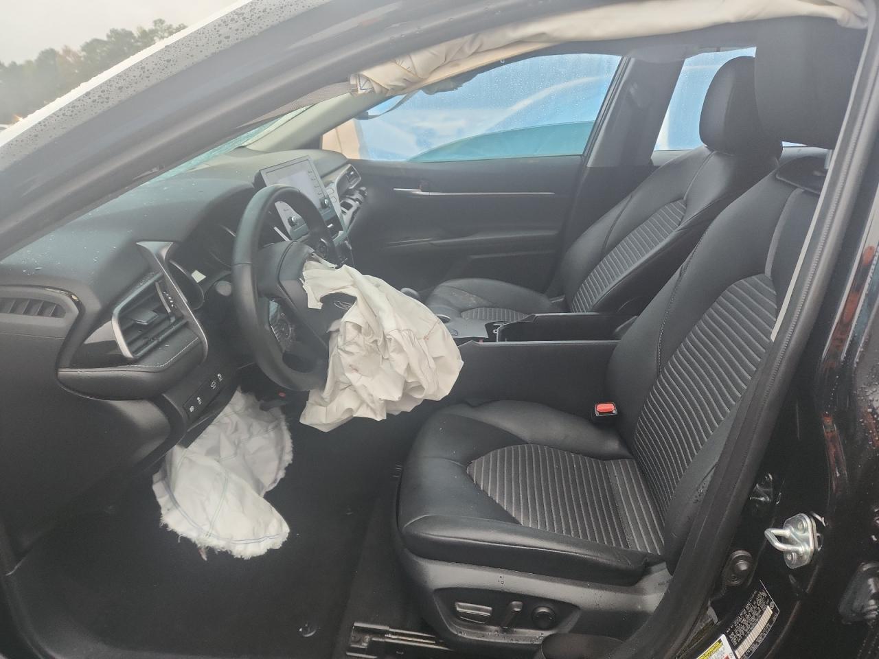 TOYOTA CAMRY SE NIGHT SHADE