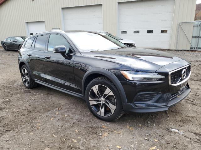 2020 VOLVO V60 CROSS COUNTRY T5 MOMENTUM - YV4102WK9L1039206