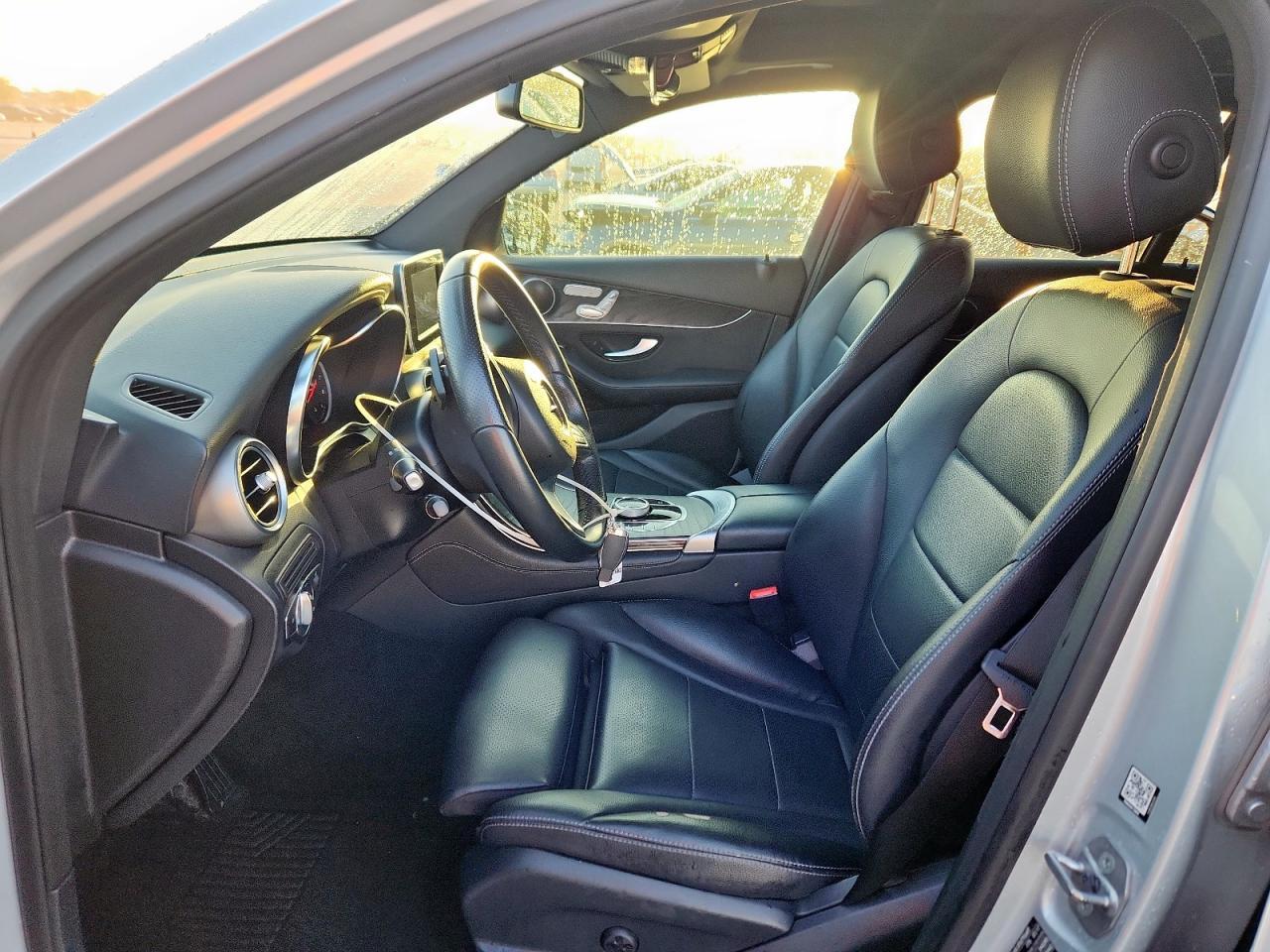 MERCEDES-BENZ GLC-CLASS 300 4MATIC