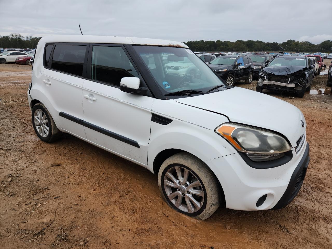 KIA SOUL +
