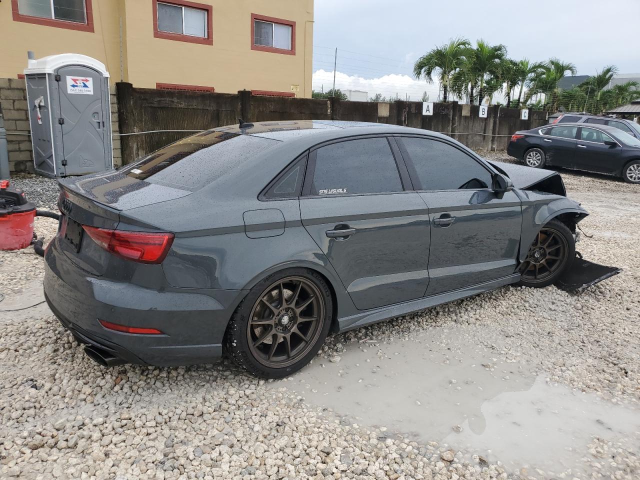 AUDI S3 PRESTIGE