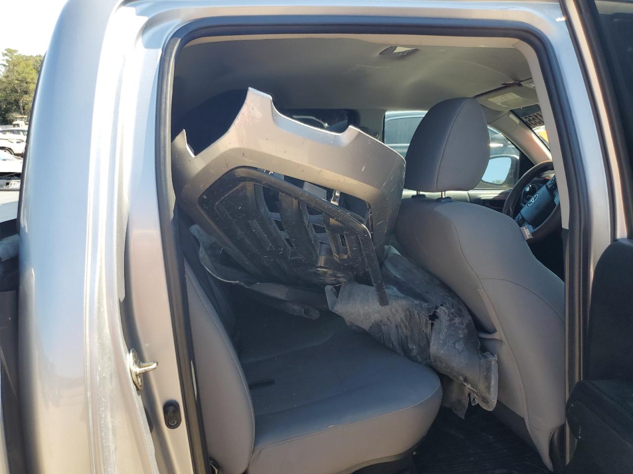 TOYOTA TACOMA DOUBLE CAB