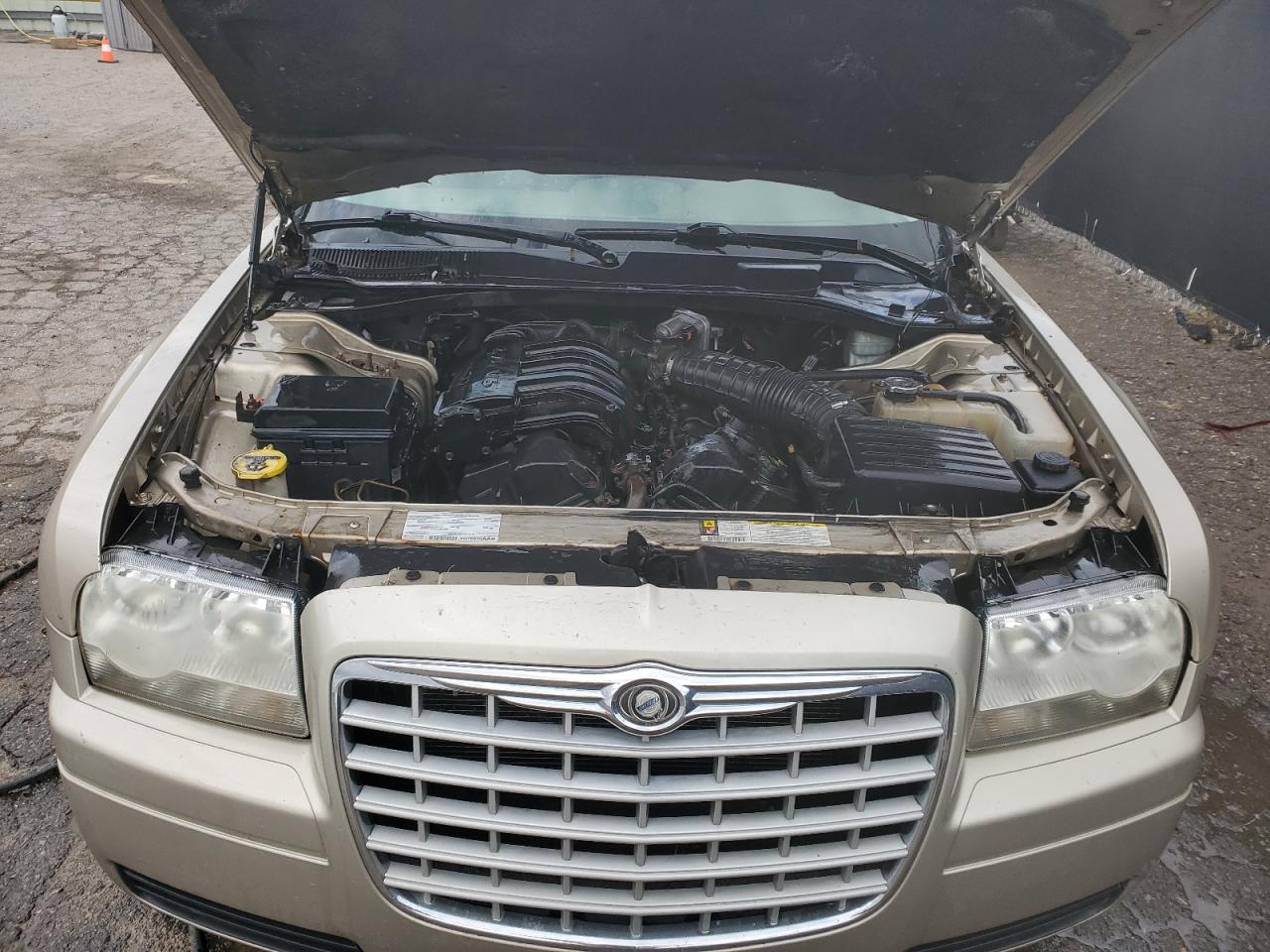 Lot #3312139107 2008 CHRYSLER 300 LX