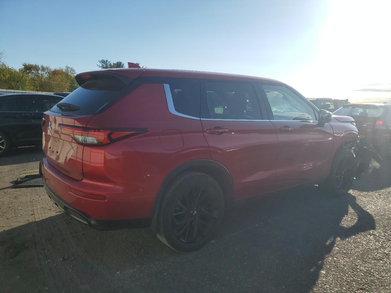 MITSUBISHI OUTLANDER SE