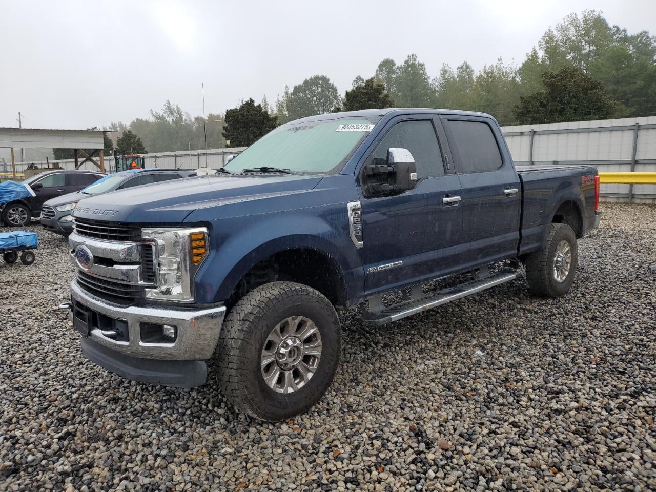 FORD F-250 SUPER DUTY