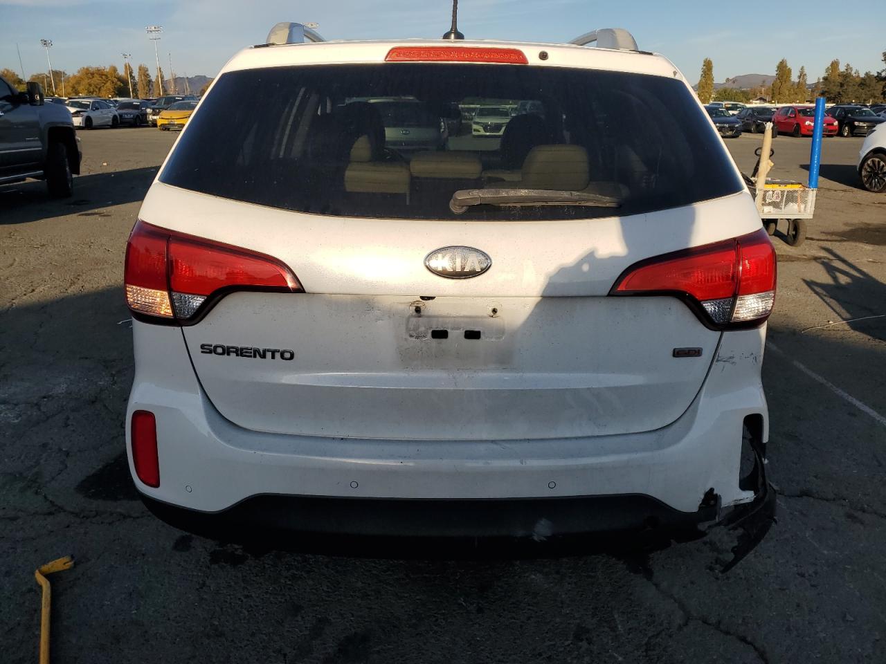 Lot #3310301047 2014 KIA SORENTO LX