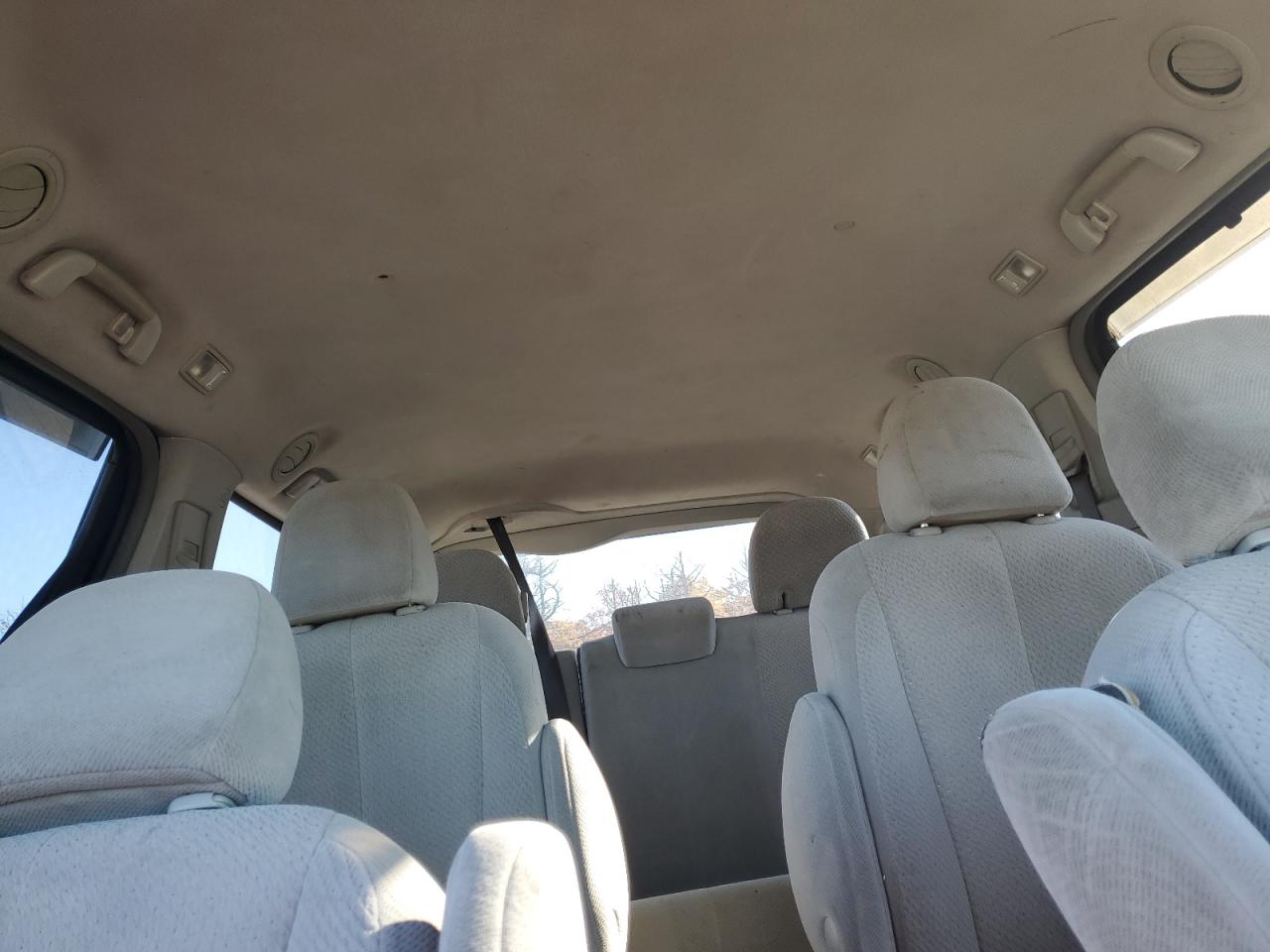 Lot #3285546265 2011 TOYOTA SIENNA LE