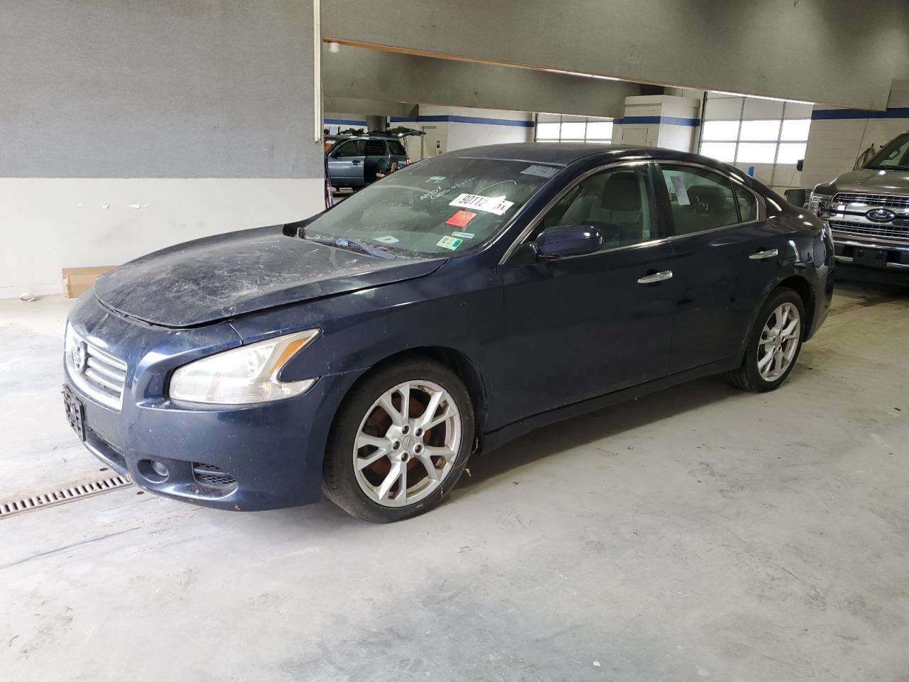 NISSAN MAXIMA S