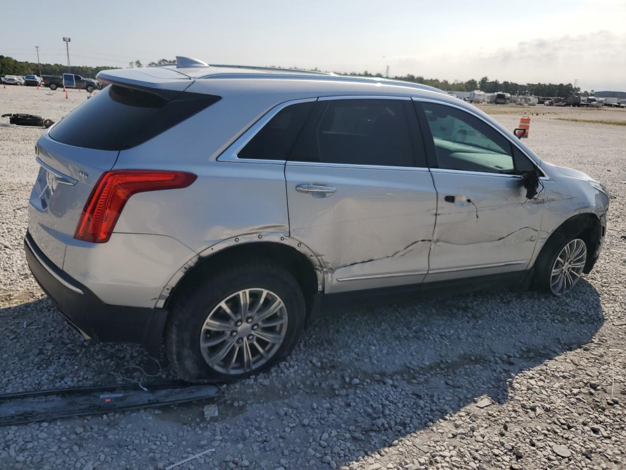CADILLAC XT5 LUXURY