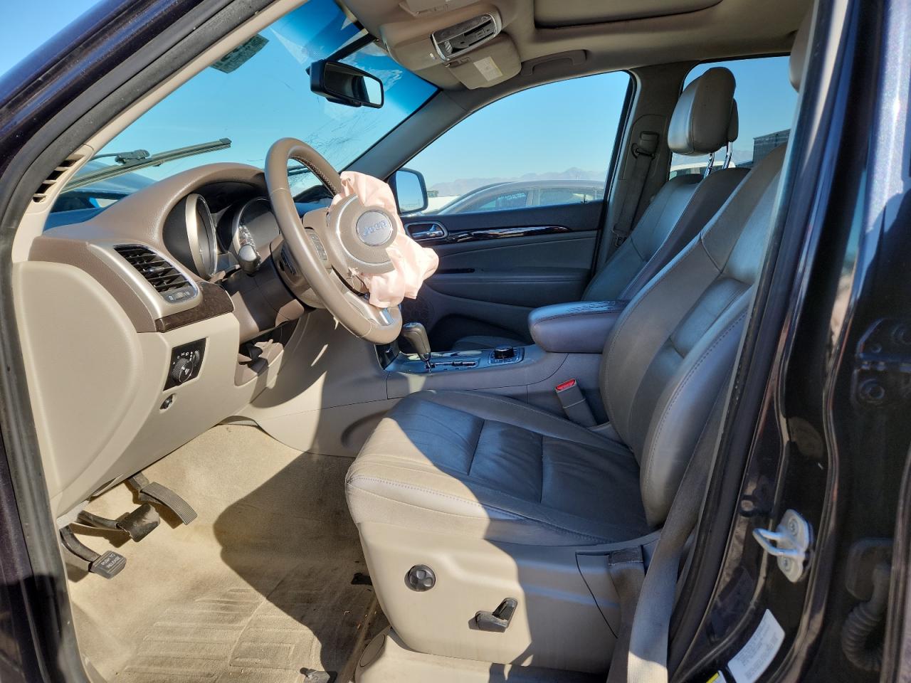 JEEP GRAND CHEROKEE LAREDO