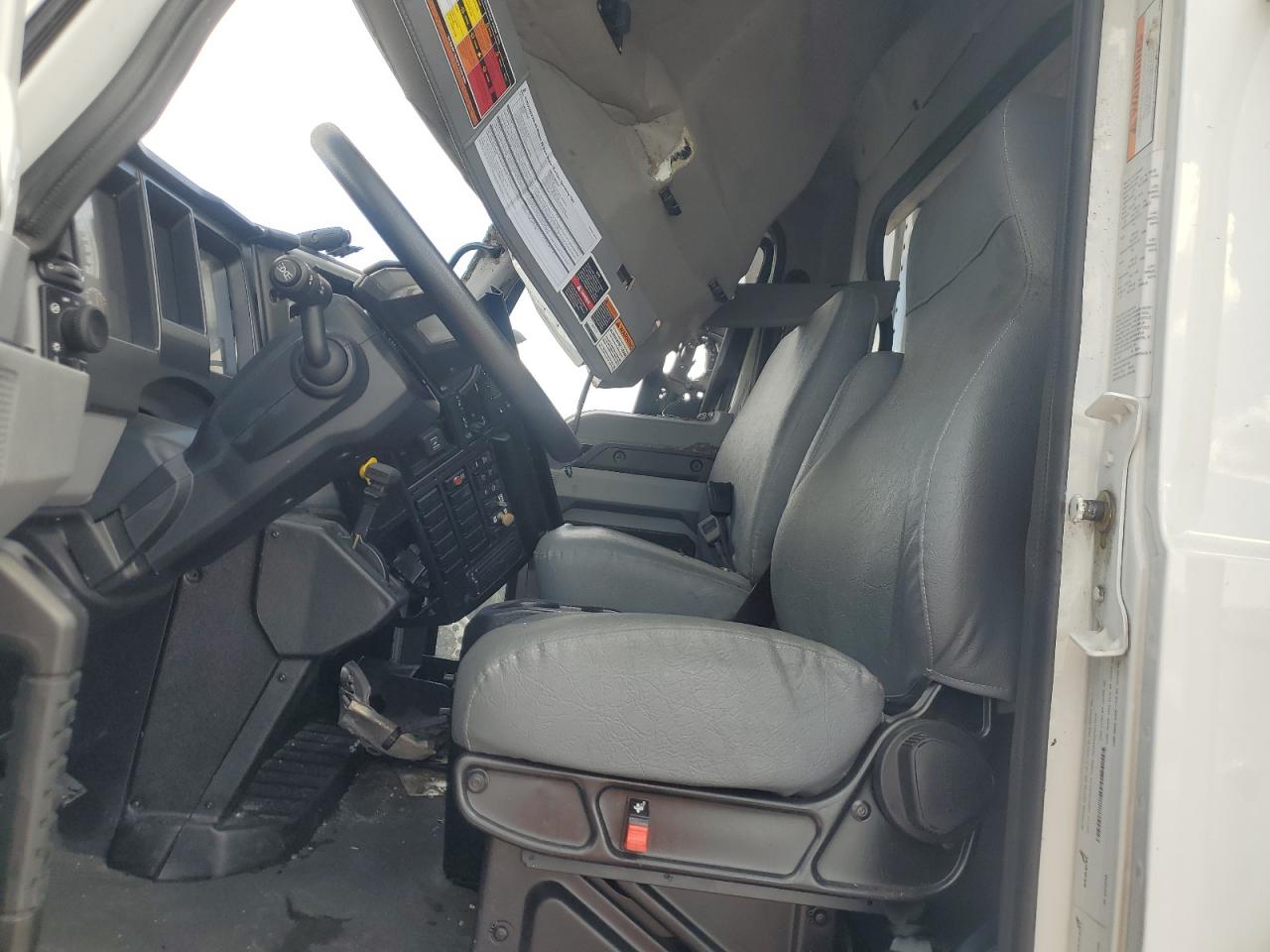 Lot #3312397118 2025 MACK MD