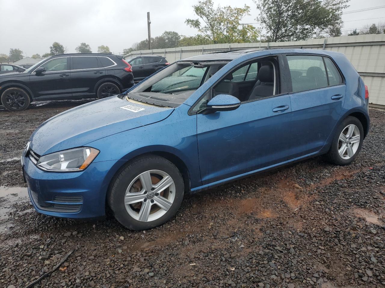 VOLKSWAGEN GOLF S