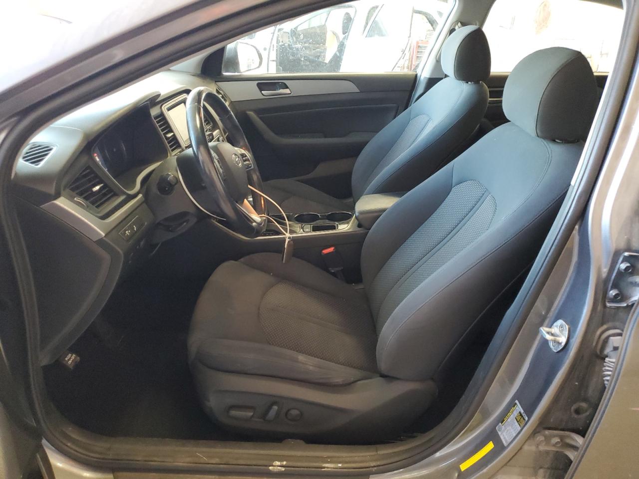 HYUNDAI SONATA SPORT