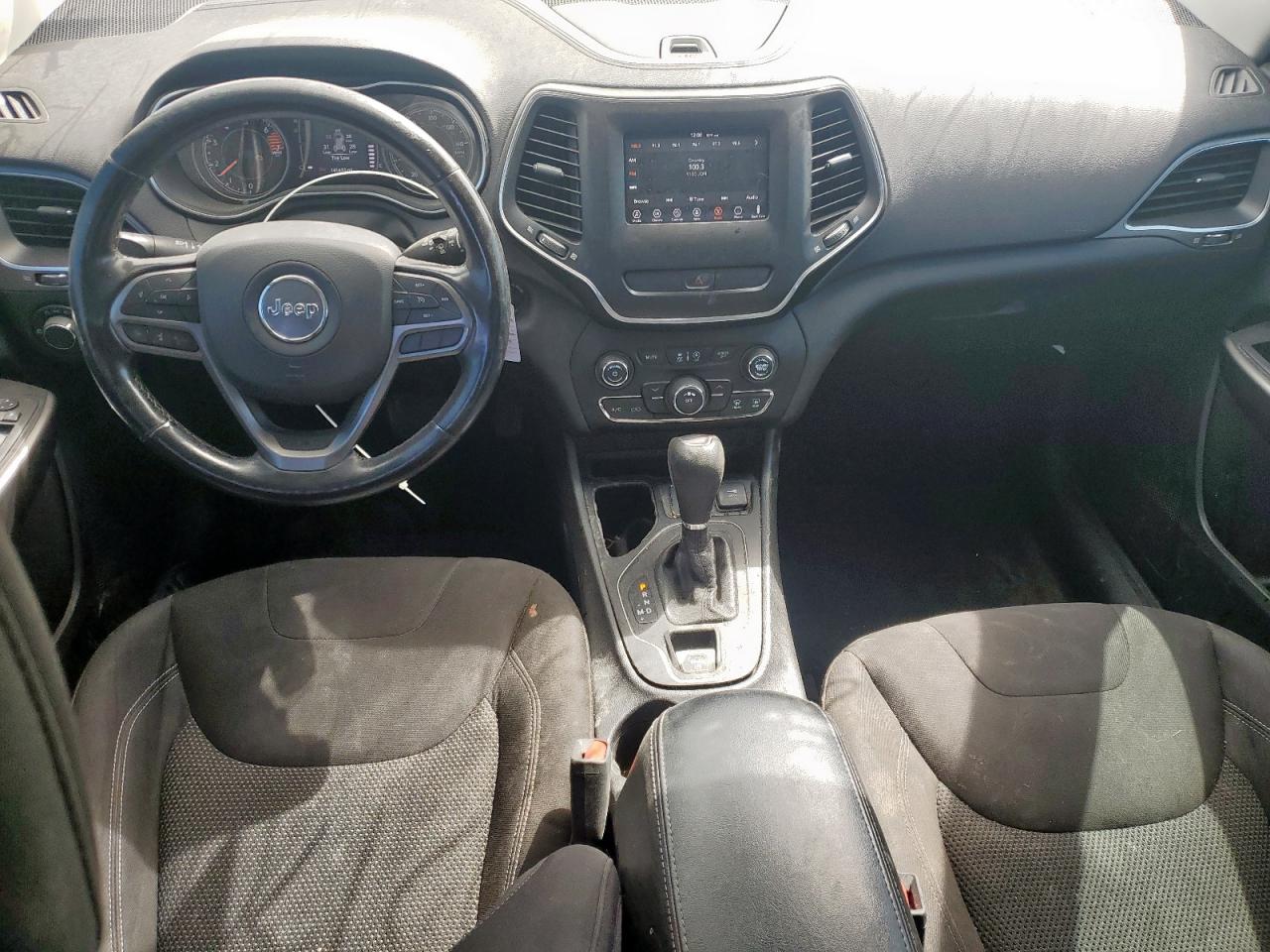 JEEP GRAND CHEROKEE LATITUDE