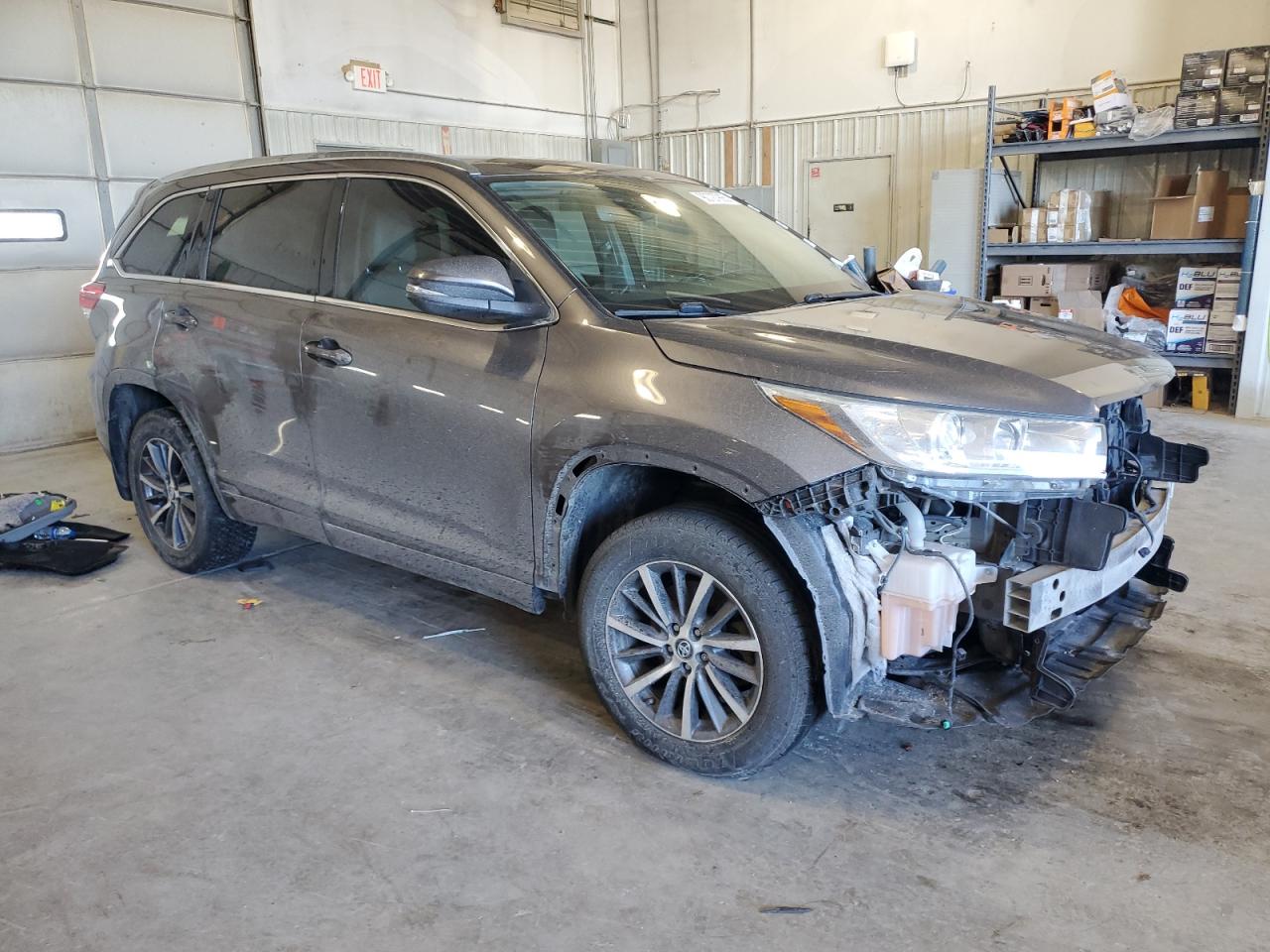 TOYOTA HIGHLANDER SE