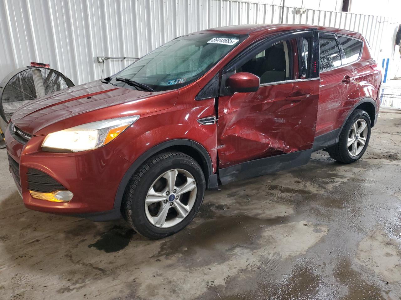 FORD ESCAPE SE
