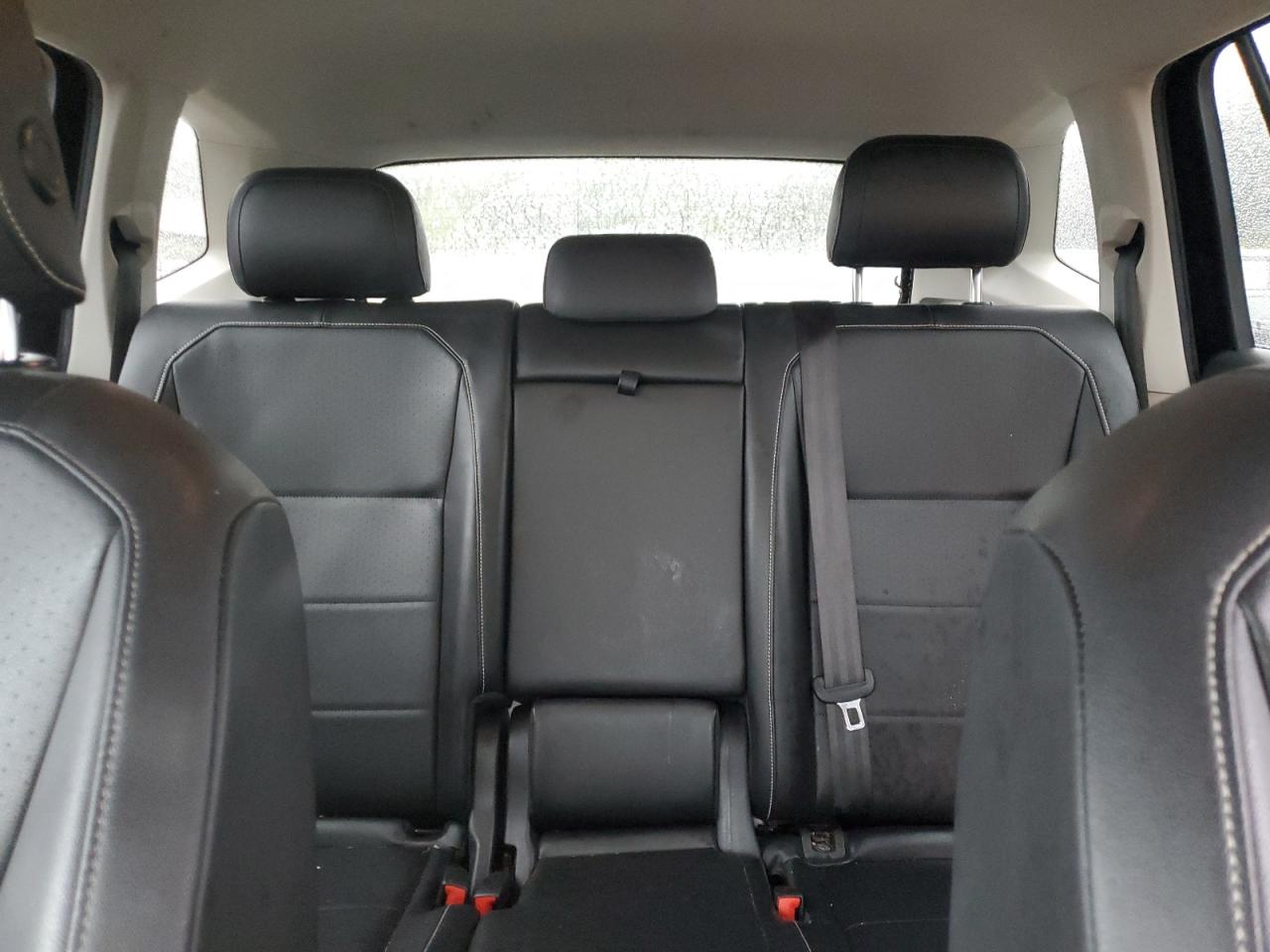 VOLKSWAGEN TIGUAN SE