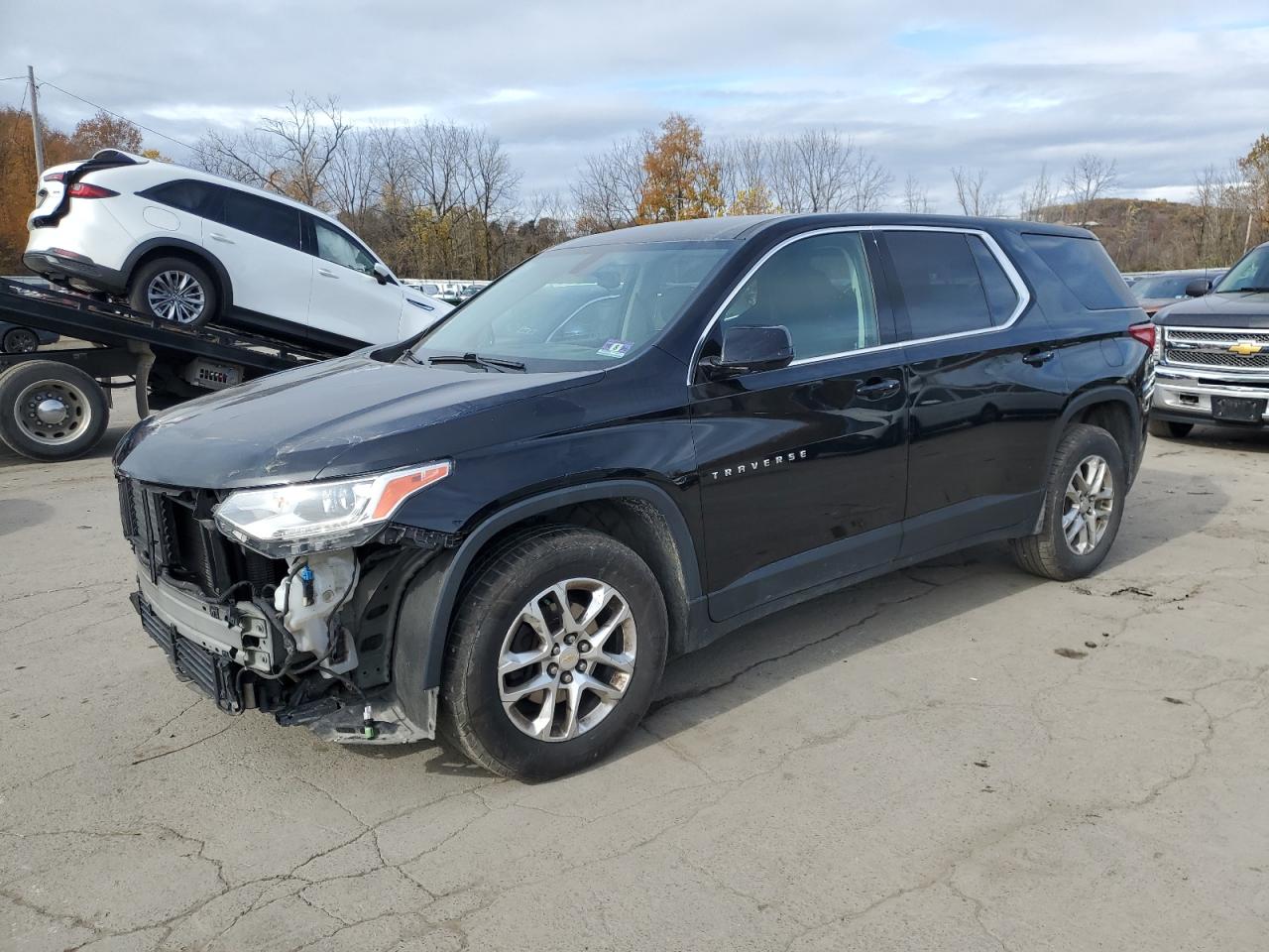 CHEVROLET TRAVERSE LS