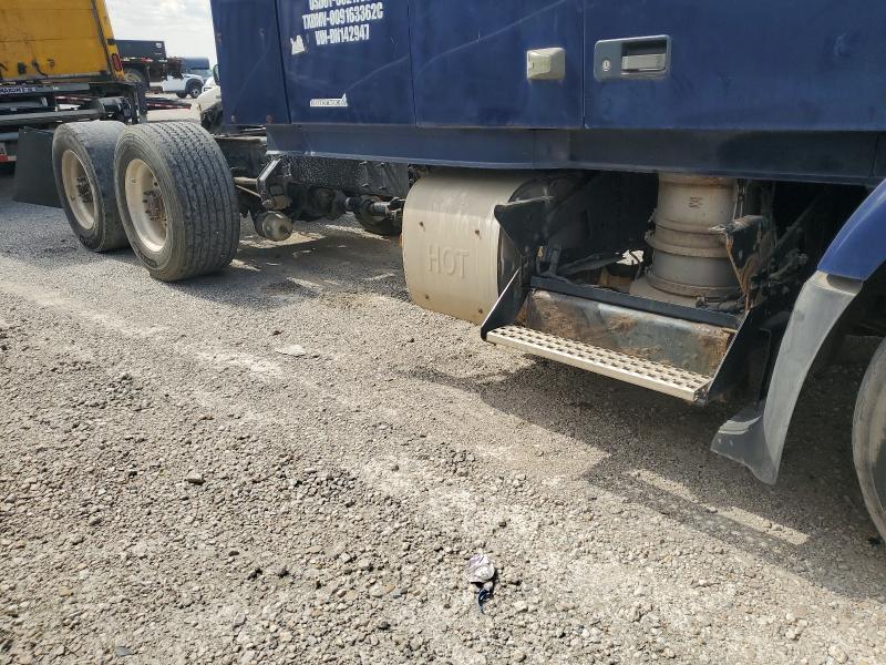 2013 VOLVO VN VNM #3265878235