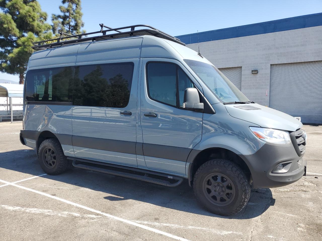 MERCEDES-BENZ SPRINTER 2500