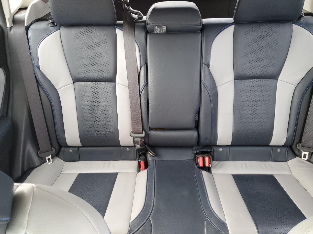 SUBARU CROSSTREK LIMITED