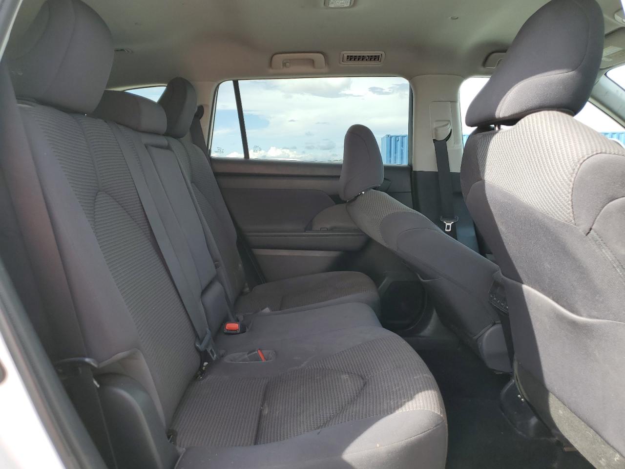 TOYOTA HIGHLANDER HYBRID LE