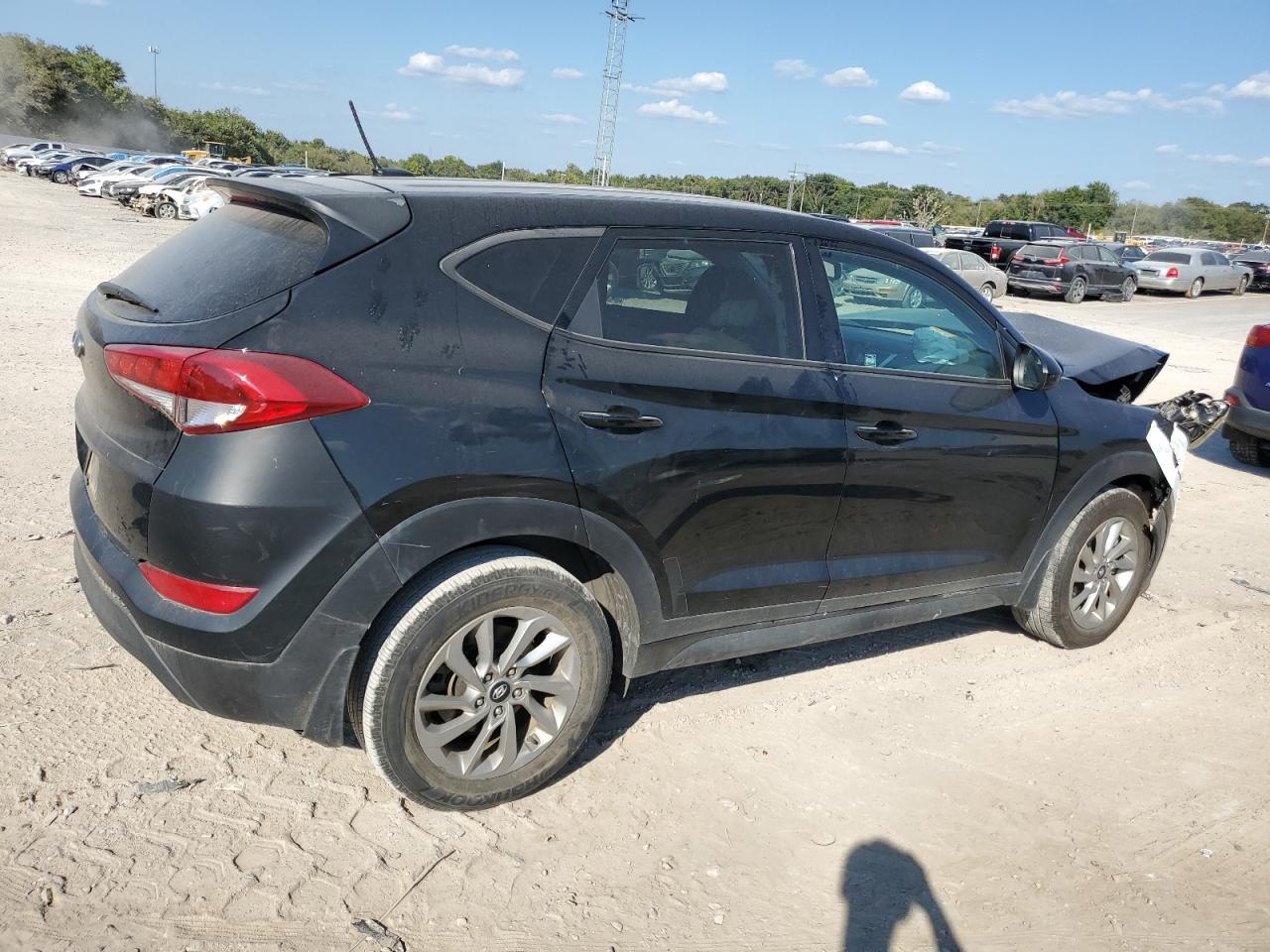 HYUNDAI TUCSON SE