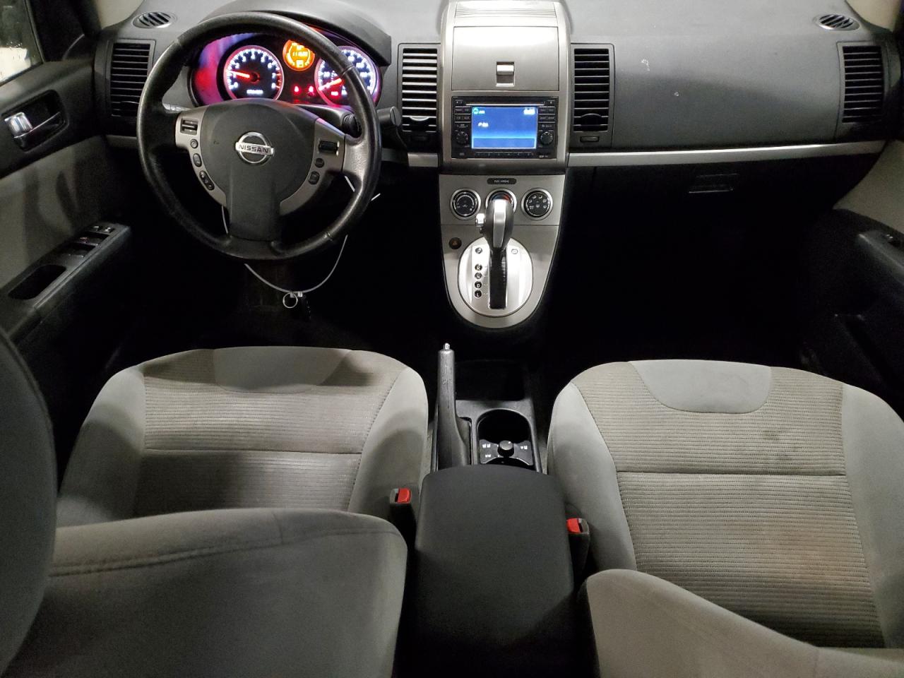 NISSAN SENTRA 2.0