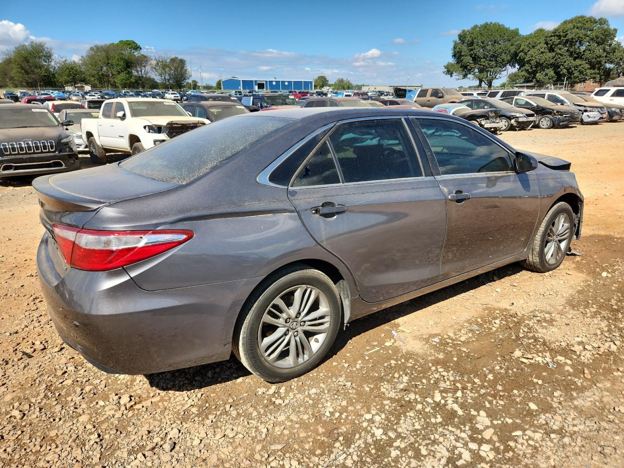 TOYOTA CAMRY LE