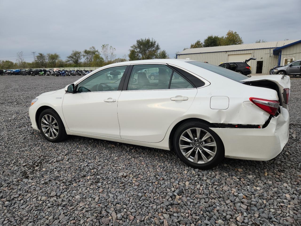 TOYOTA CAMRY HYBRID