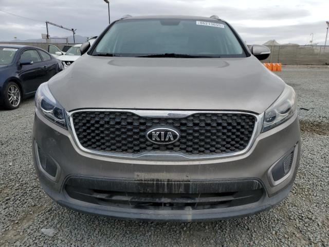 2016 KIA SORENTO LX 5XYPG4A31GG143876