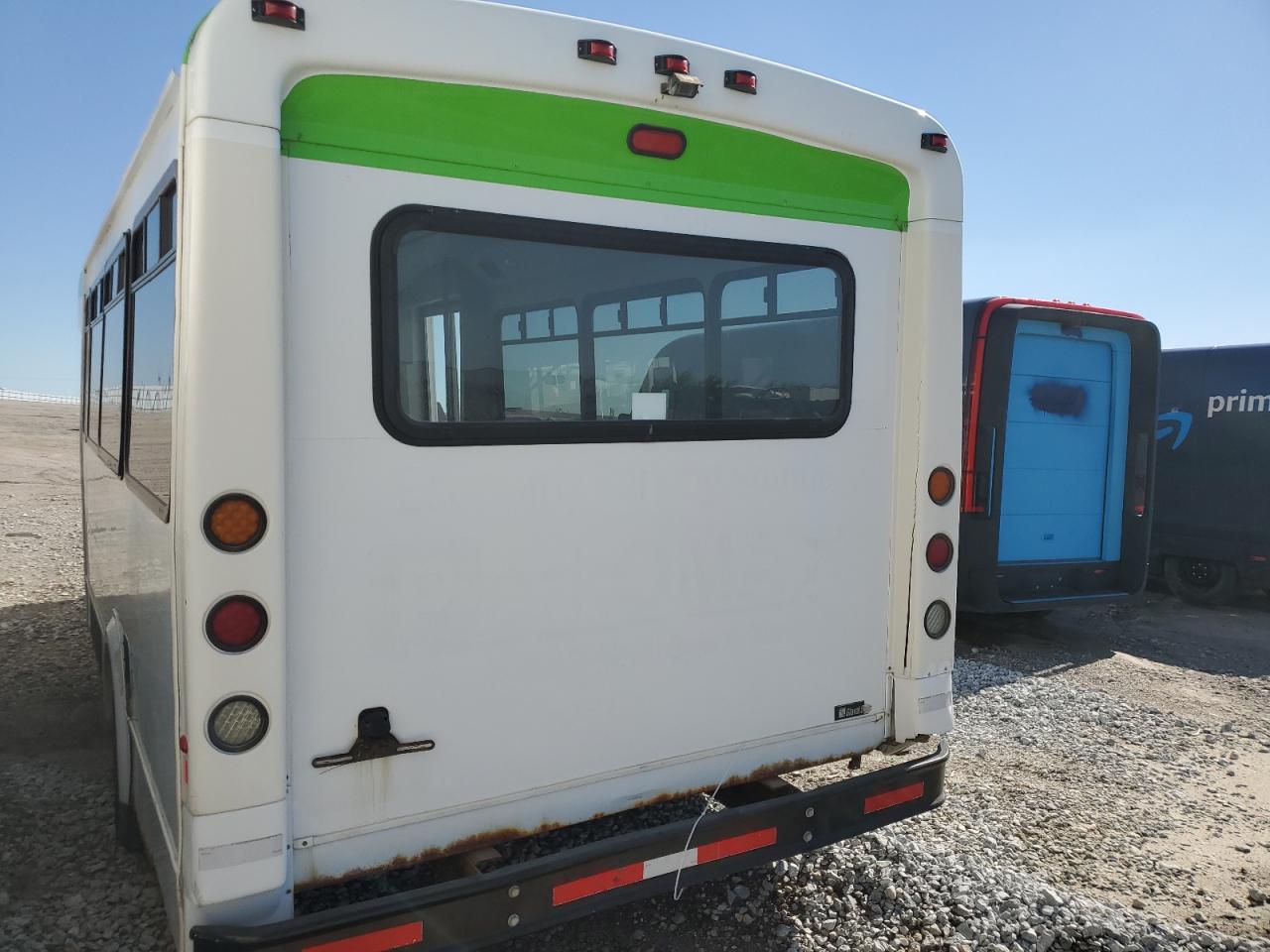 Lot #3274720809 2017 FORD ECONOLINE E450 SUPER DUTY CUTAWAY VAN