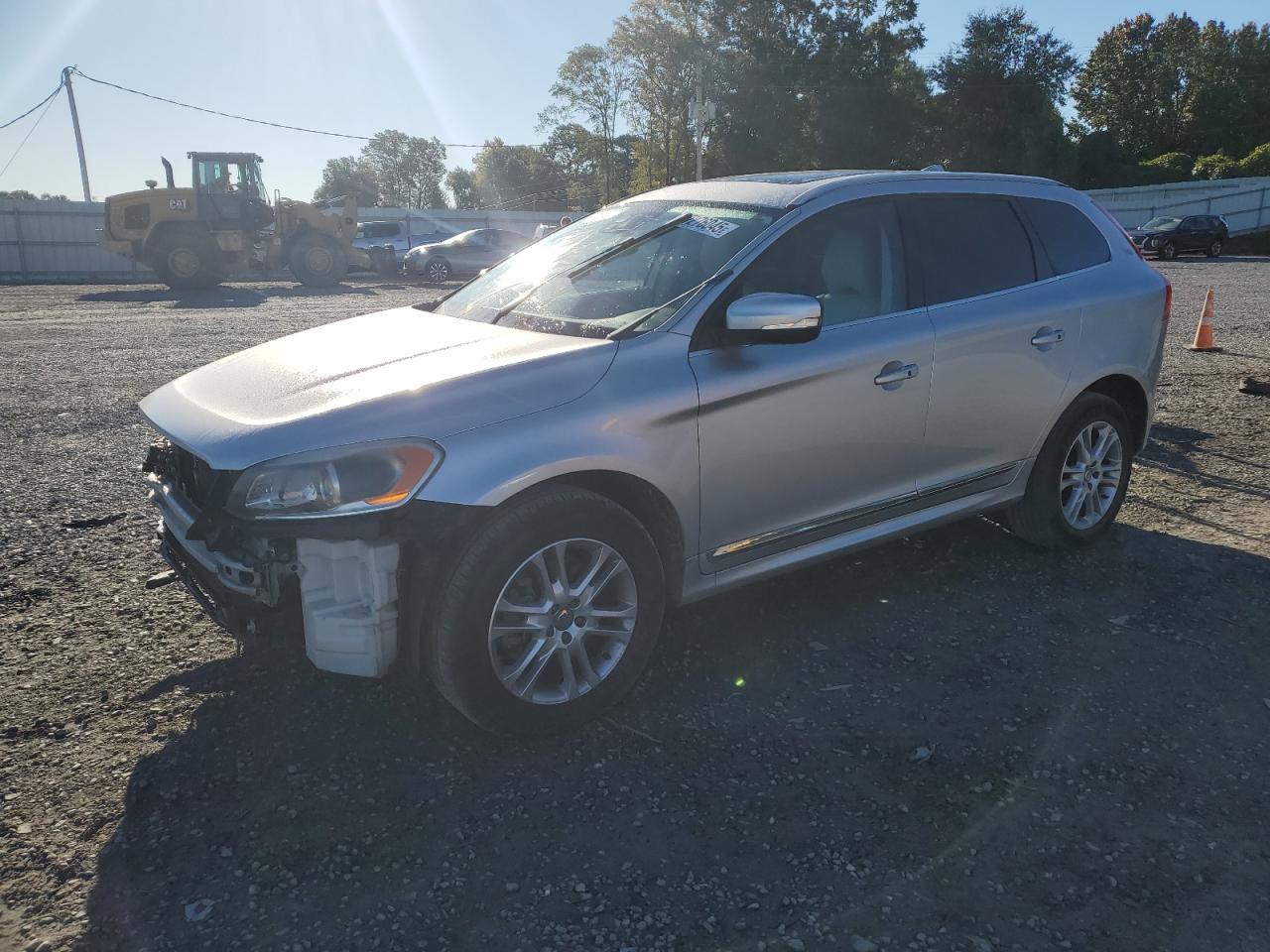 VOLVO XC60 T5 PLATINUM