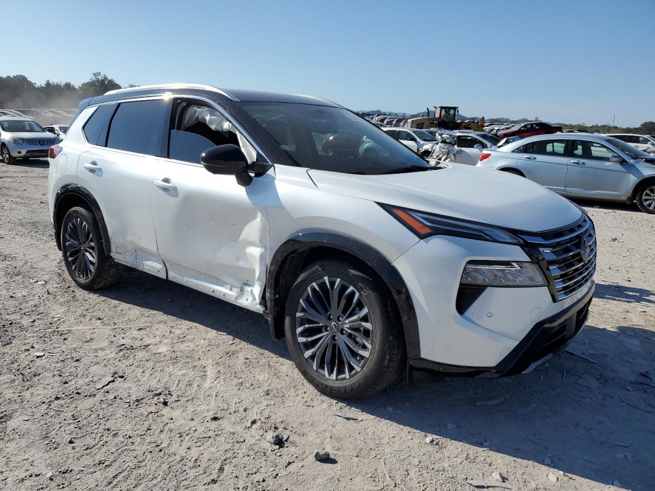 NISSAN ROGUE PLATINUM