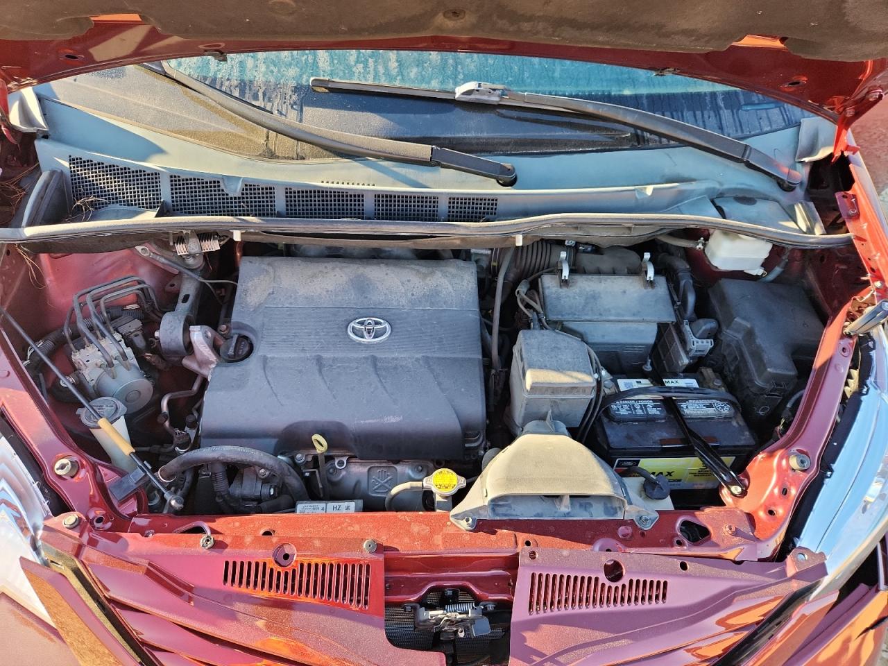 Lot #3297084501 2013 TOYOTA SIENNA LE