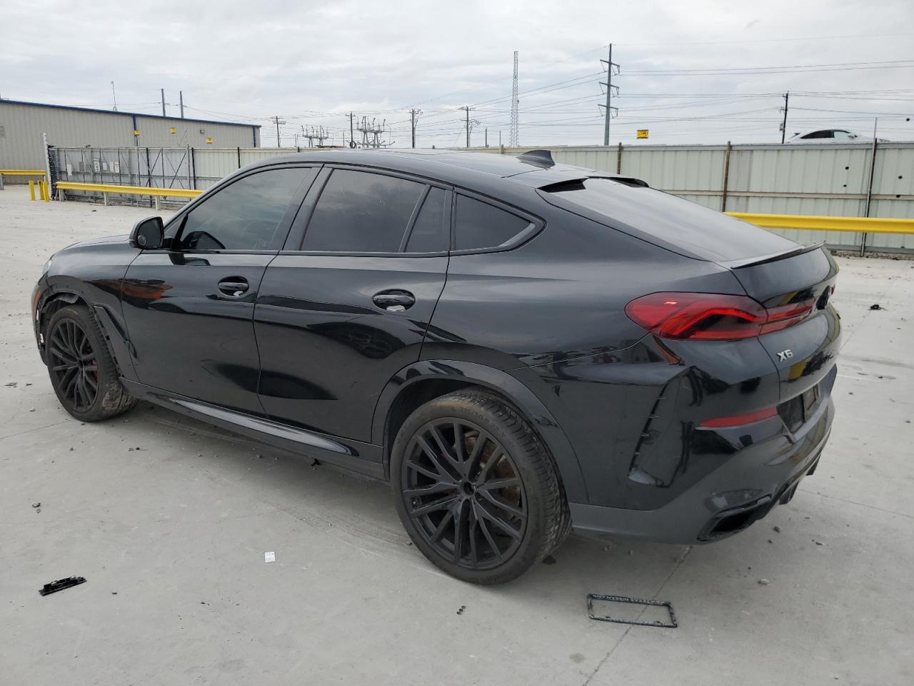 BMW X6 M M50I