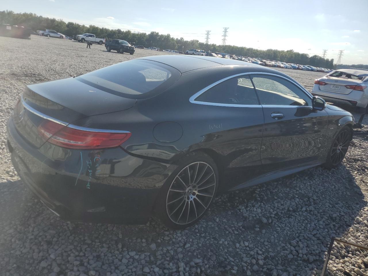 MERCEDES-BENZ S-CLASS 550