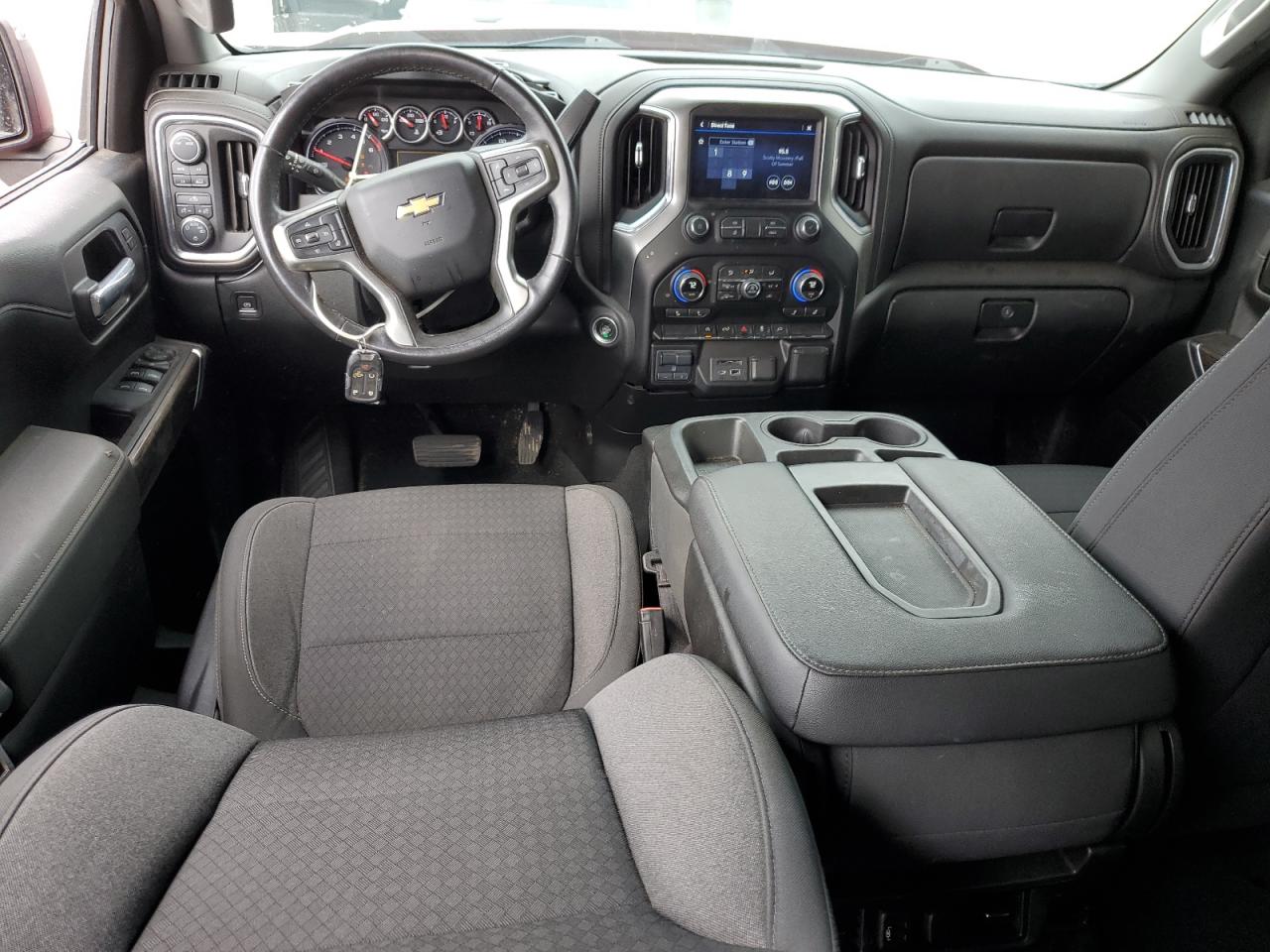 CHEVROLET SILVERADO K1500 LT