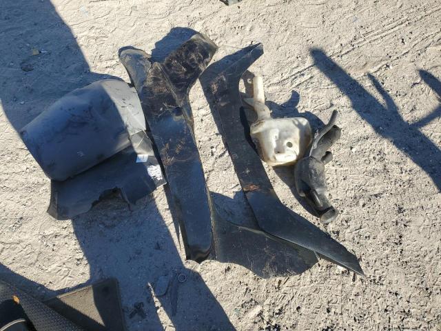 2010 VOLKSWAGEN ROUTAN SE - 2V4RW3D17AR231176