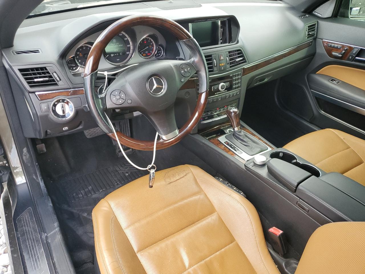 MERCEDES-BENZ E-CLASS 550